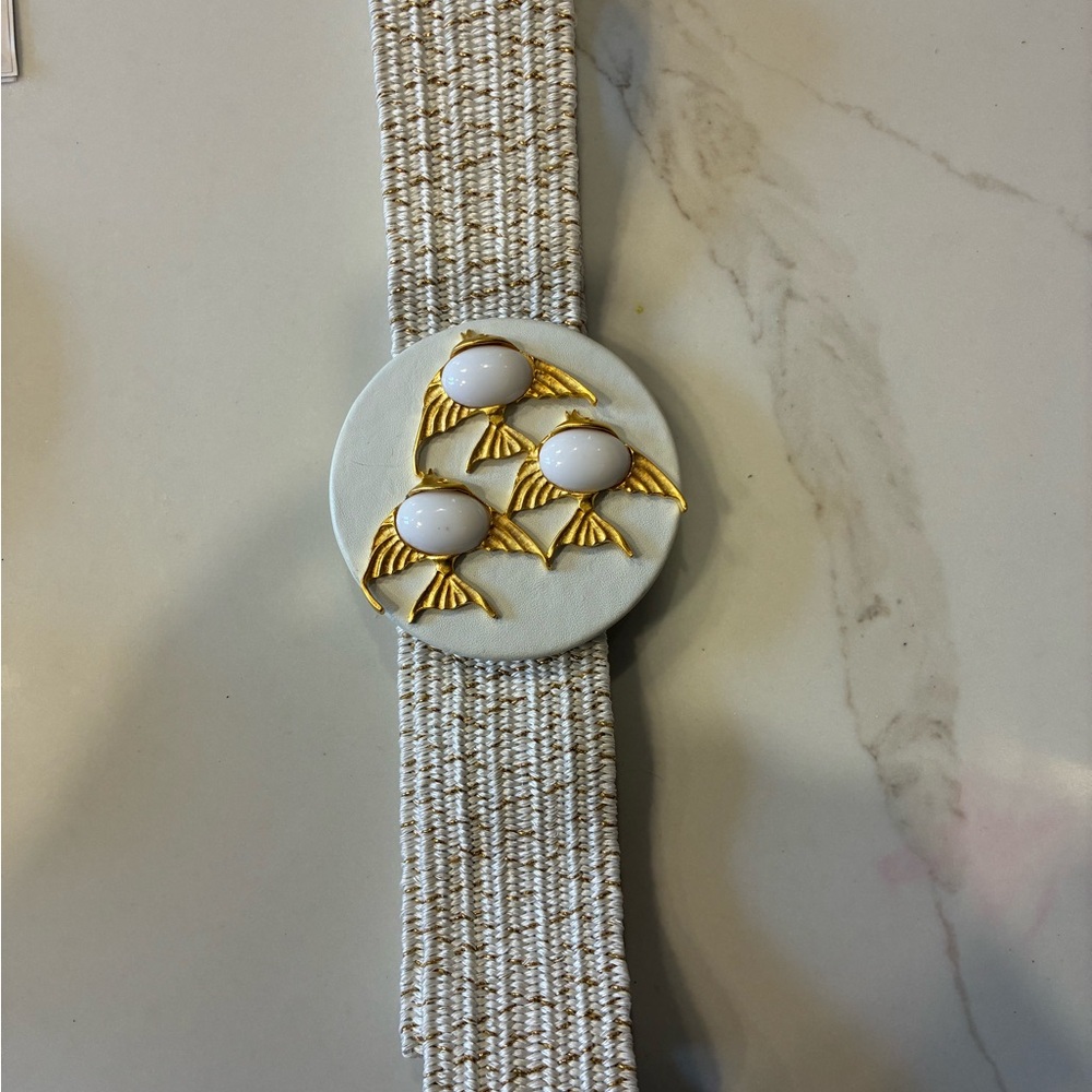 Vintage 80’s White and Gold Belt with Fish Design buckle.